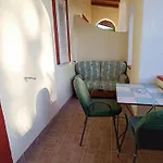 Cristina 4*